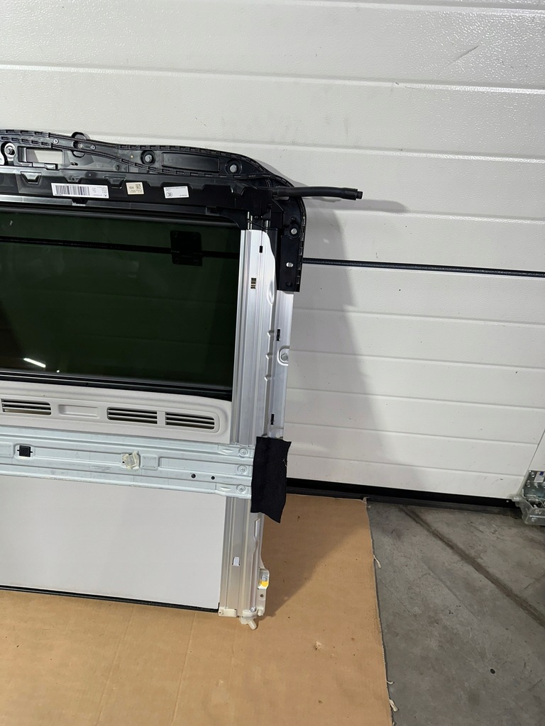 Trapă, trapă glisantă, fereastră Mercedes Clasa E W213 KM Kombi Product image
