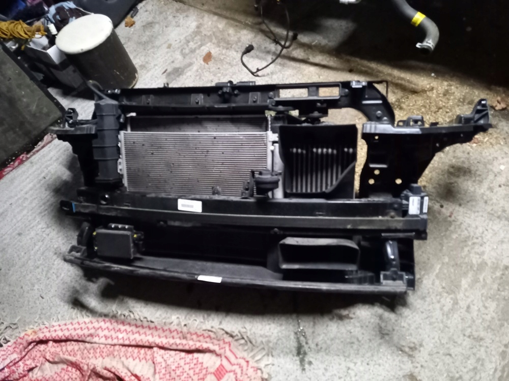 Masca frontală completă BUMPER BUNDER LAMP HYUNDAI TUCSON III LIFT WR6 Product image