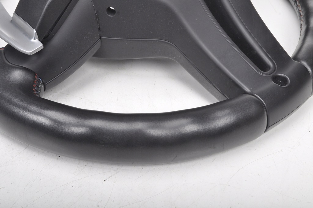 VOLANT PIELE BMW M3 F80 PACHET M PADELE Product image