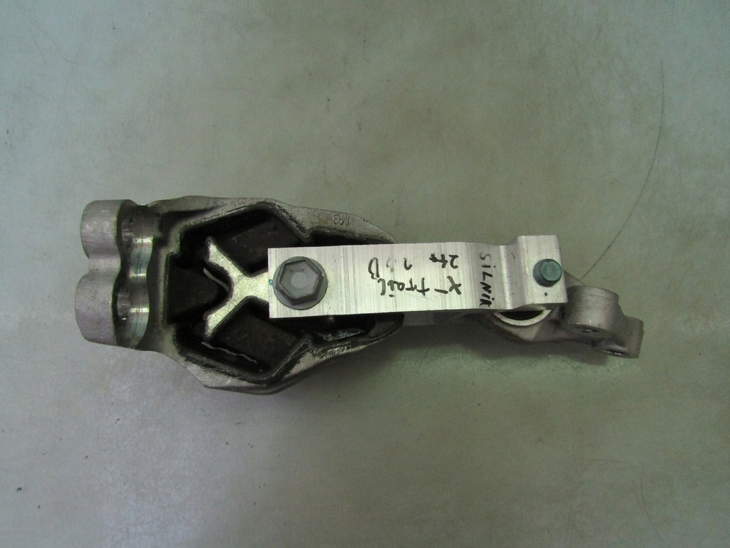 X-TRAIL IV T33 1.5 24R PERNĂ DE SUSPENSIE SUPORT CULISĂ MOTOR Product image