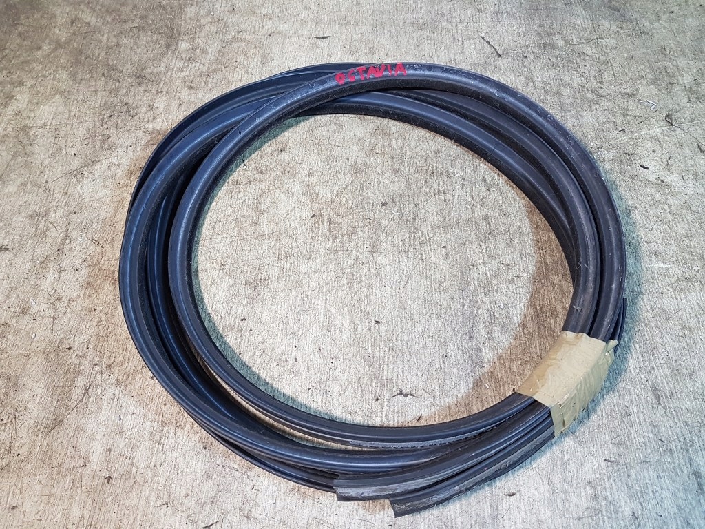 GARNITURILE ACOPUS KPL HB SKODA OCTAVIA I LIFT Product image