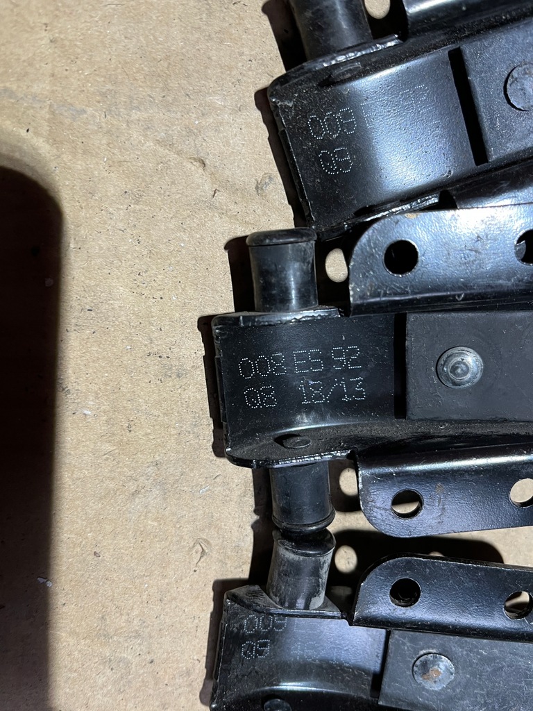 Limitator sprinter 907 910 2017-2024 Ușa din spate Product image