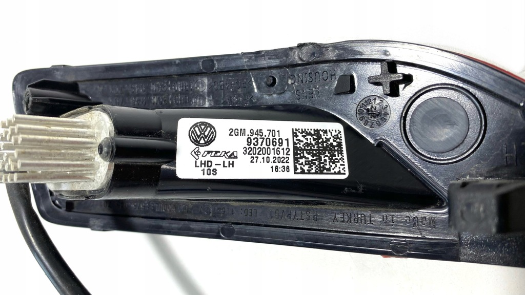 REFLECTOR BARĂ SPATE VW T-CROSS 2GM945701 STÂNGA Product image