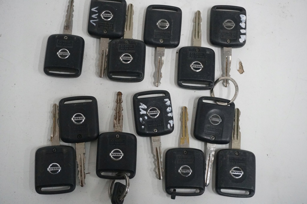CHEIE DE CONTACT NISSAN NOTE MICRA QASHQAI JUKE SIEMENS VDO 5WK4 876 / 818 Product image