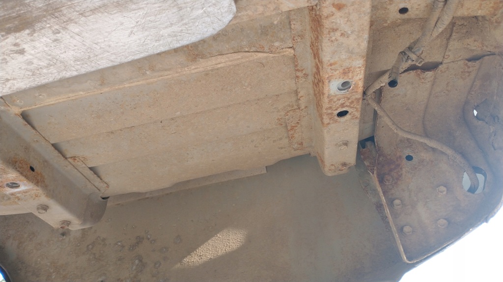 MITSUBISHI L200 FIAT FULLBACK PAKA APARĂ SPATE Product image
