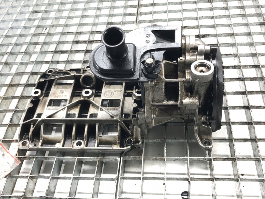 POMPA ULEI BMW E83 7798014 2.0 177KM 03-11 Product image