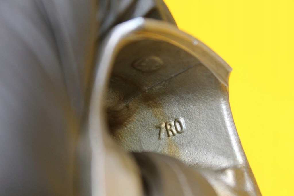 BIELLA PISTON PEUGEOT CITROEN OPEL 1.2 THP PURTECH HN01 0751RD 9807260380 Product image