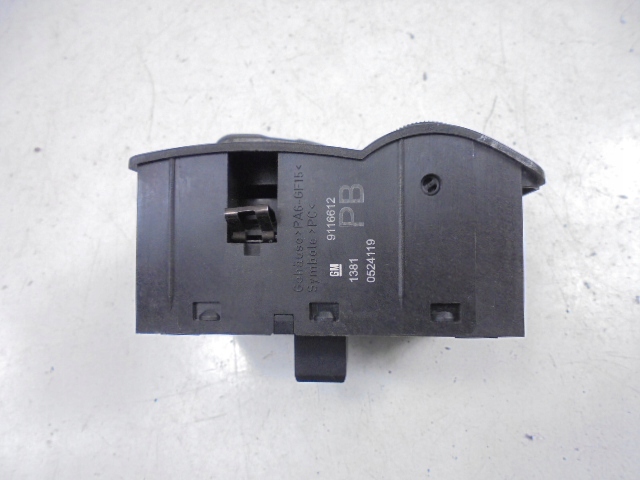 COMUTATOR OPEL CORSA C 00-03 3D 9116612 PB 9116612PB Product image