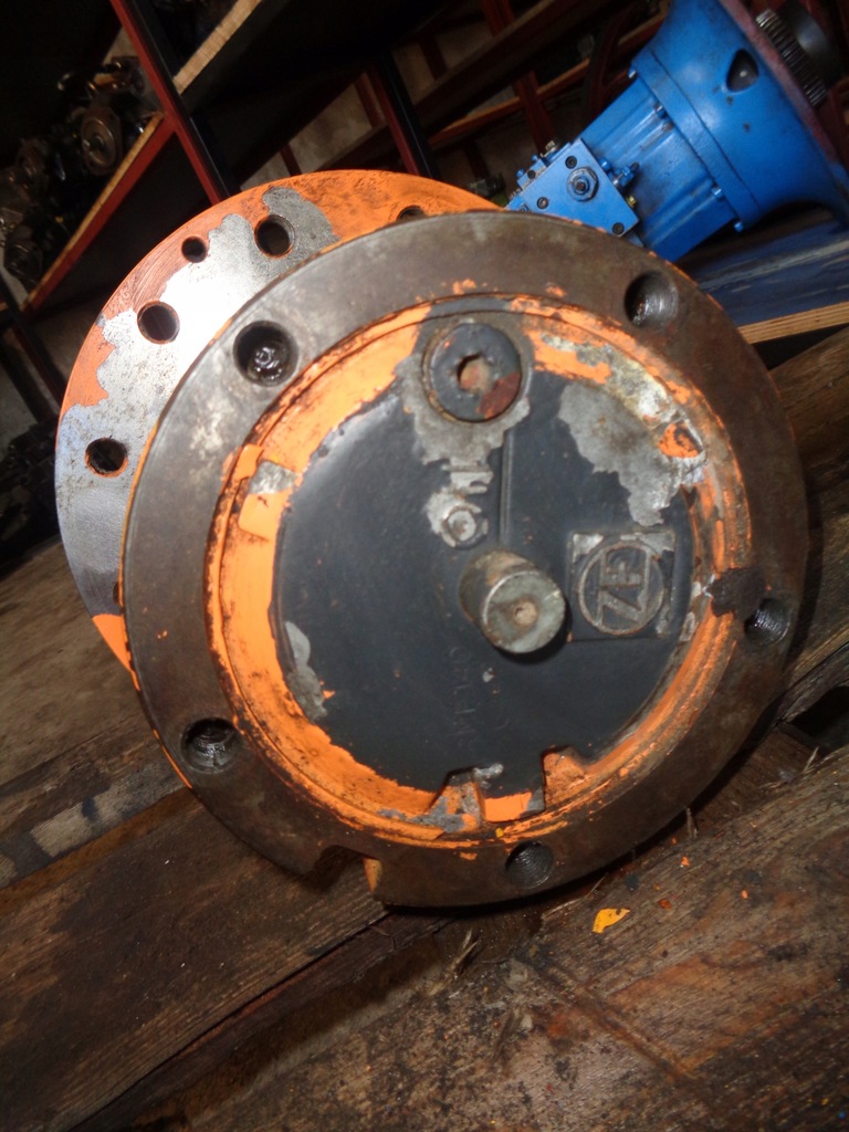 Transmisie finală cu hidromotor ZF BOSS stivuitor Product image