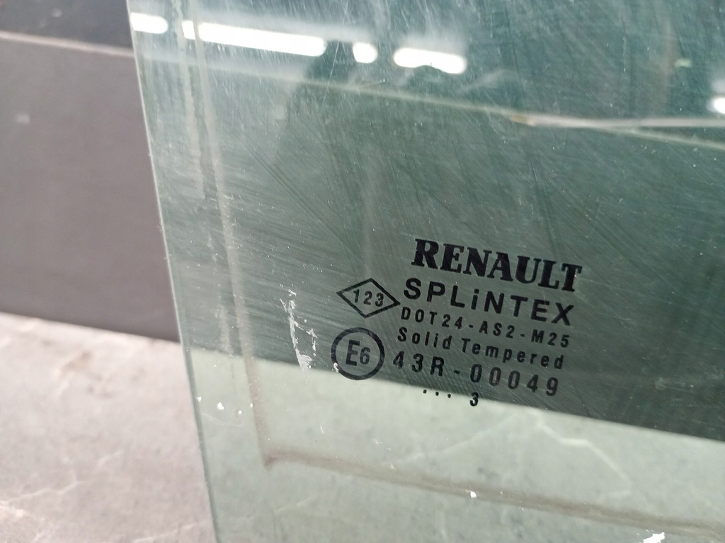 Fereastra dreaptă Renault Scenic și 03R Product image