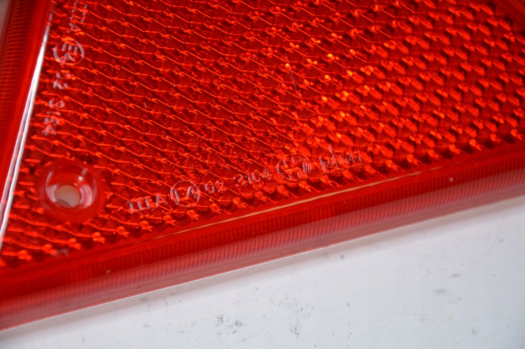 Triunghi reflectorizant 140/082 Product image
