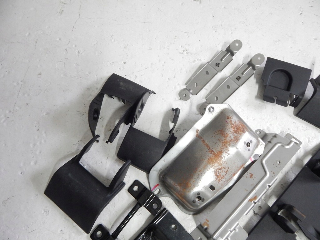FIXARE SCAUNE SPATE TOYOTA RAV4 HYBRID 15-18 Product image