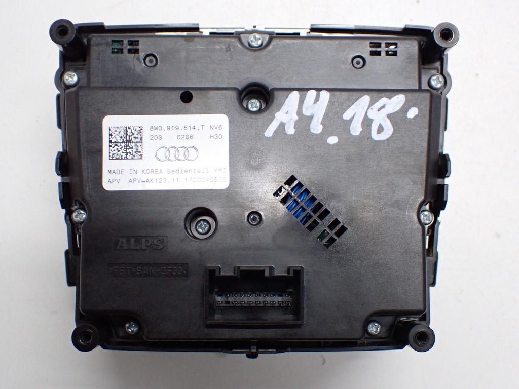 Navi Navi Facrycha Org 8W1919605 8W5035035B AUDI A4 B9 8W 18R Product image
