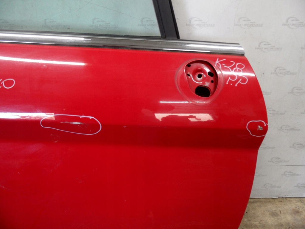 Ford Fiesta Mk7 VII 11R ușă în față Product image