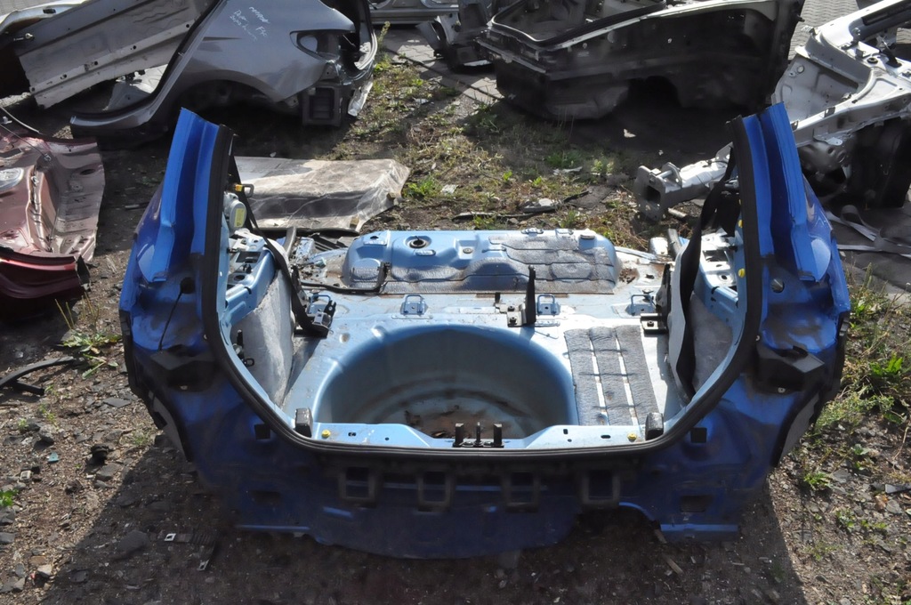 FORD FIESTA MK8 INTREGUL SPATE APARĂ CUREA SPATE STÂNGA DREAPTA Product image