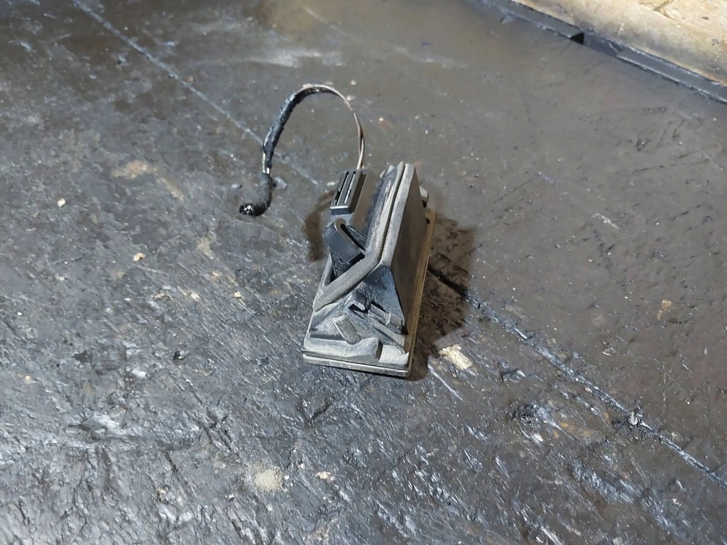 Audi A3 8L Lift lampă de înmatriculare spate 8D9945021G Product image