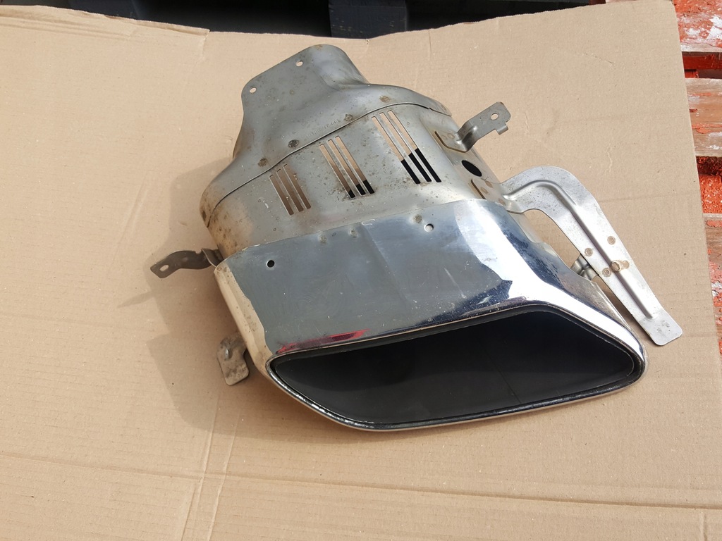 VARF TOPA DE ESCAPAR DREAPTA VOLVO S90 V90 S 90 Product image