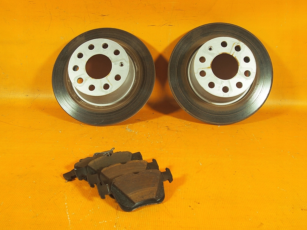 Audi Q2 81a 32 km Discuri de frână Blocuri spate 272mm 5Q0615601B Product image