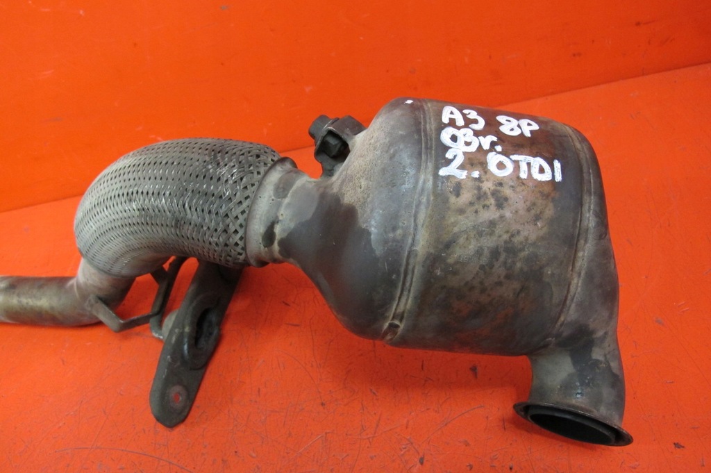 AUDI A3 8P 2.0 TDI BKD VW SEAT SKODA CATALITIC 1K0131690L 1K0178DA Product image