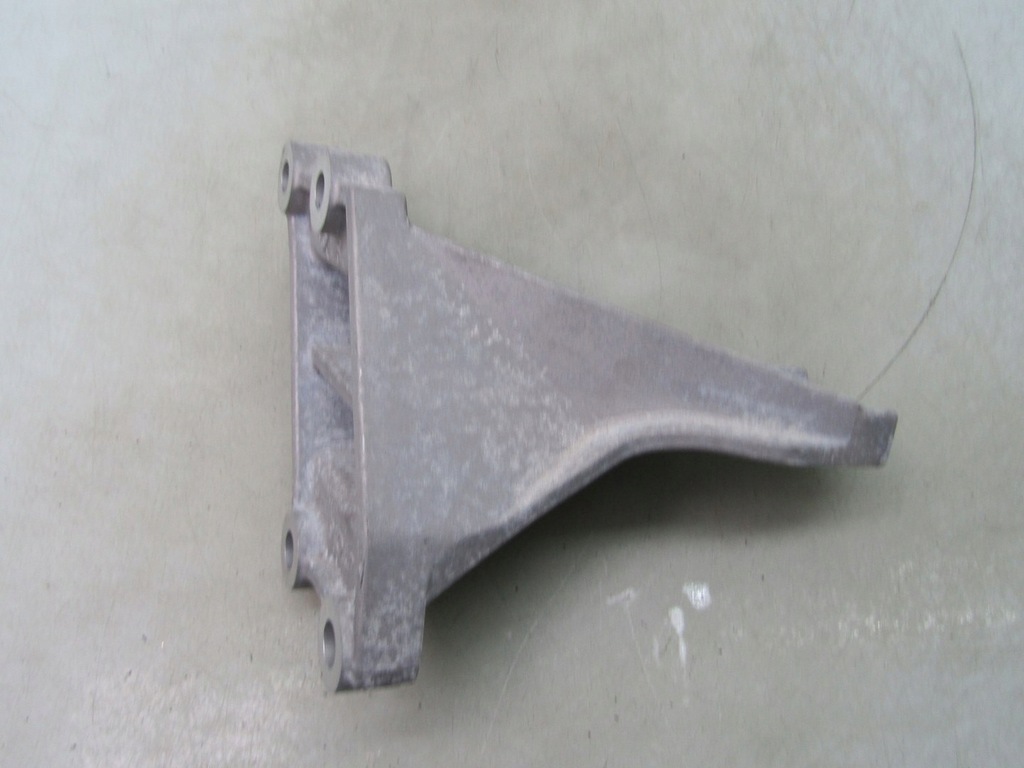LEAF II ZE1 21R SUPORT SUPPORT CUTIE DE VITERE PERNA FAȚĂ STÂNGA Product image
