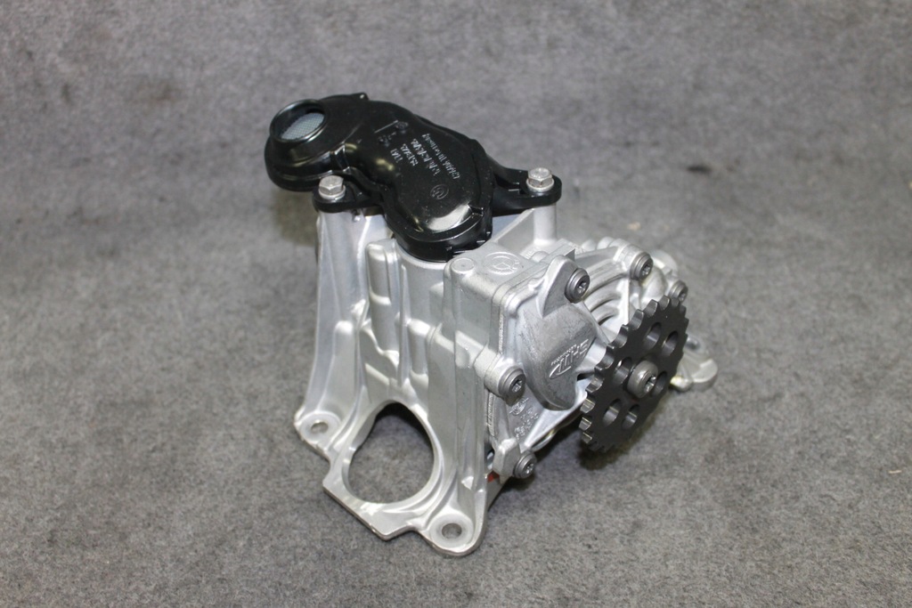 BMW MINI F56 F60 F40 F45 G30 G05 1.8D 2.0D 2.5D B47D20B B47C20B POMPA ULEI Product image