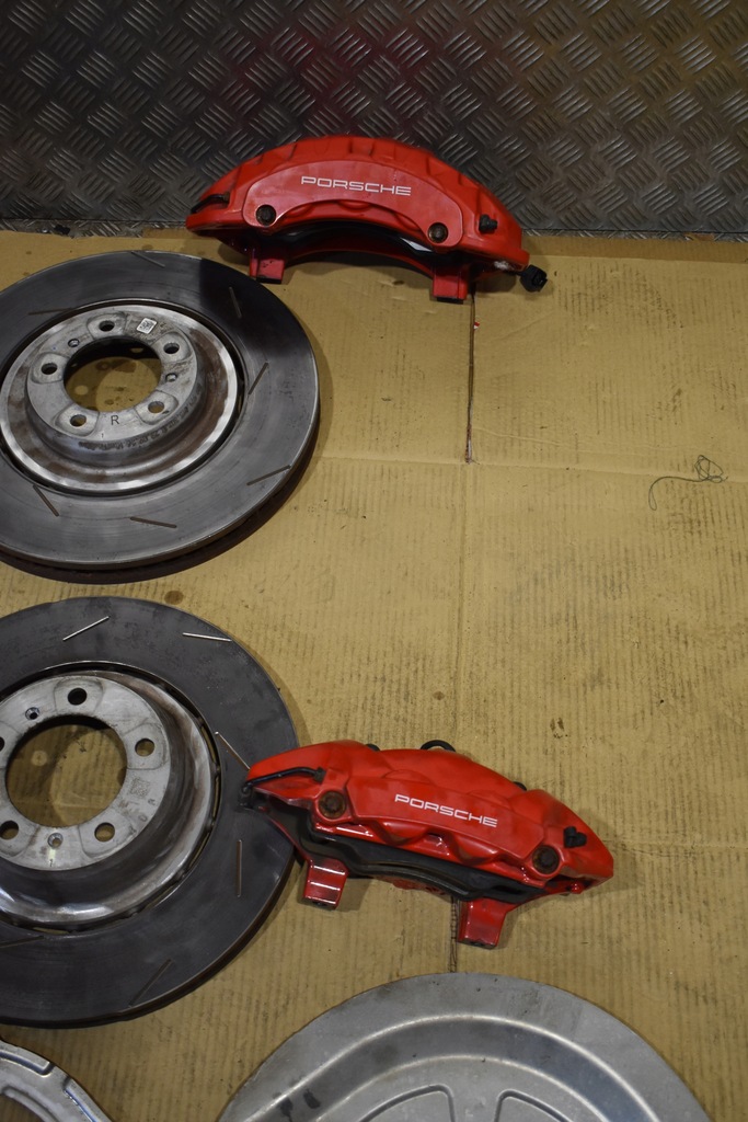 SET DE ETRIERE DISCURI PERFECTE. PORSCHE PANAMERA 971 TURBO 1 Product image