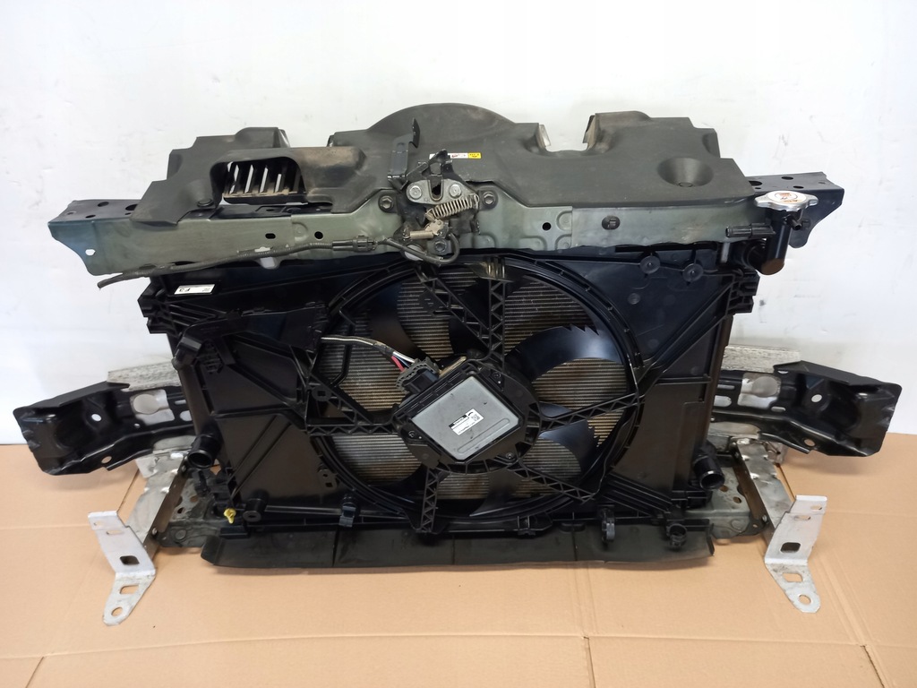 SET RADIATOR CUREA FATA TOYOTA RAV4 V 2.5 HYBRID 2018-5320542906 Product image