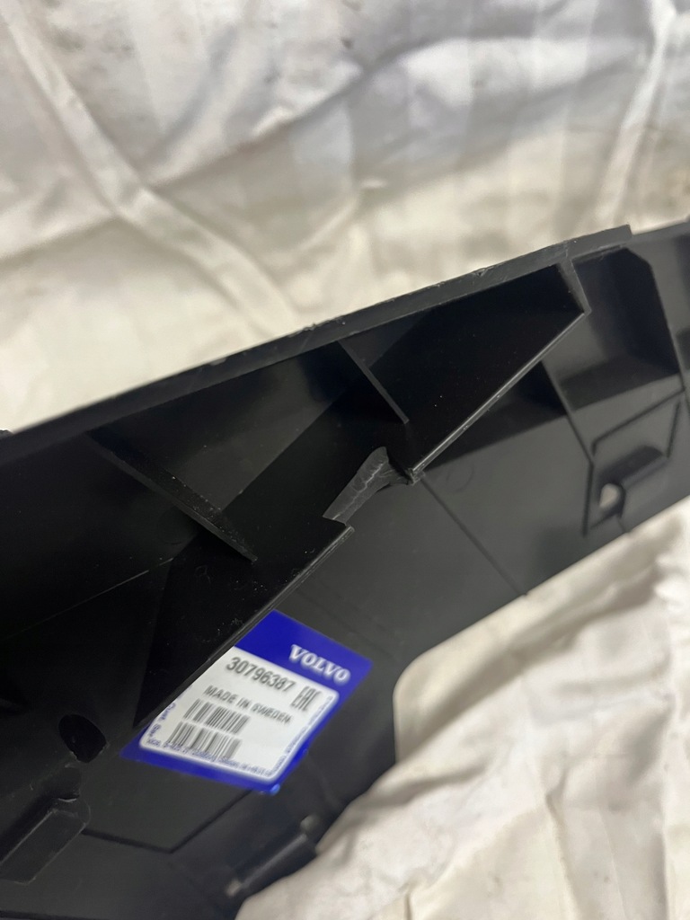 Volvo S80 V70 XC70 Lampă de glisare pentru bara de protecție Montând față stânga sus 30796387 Product image