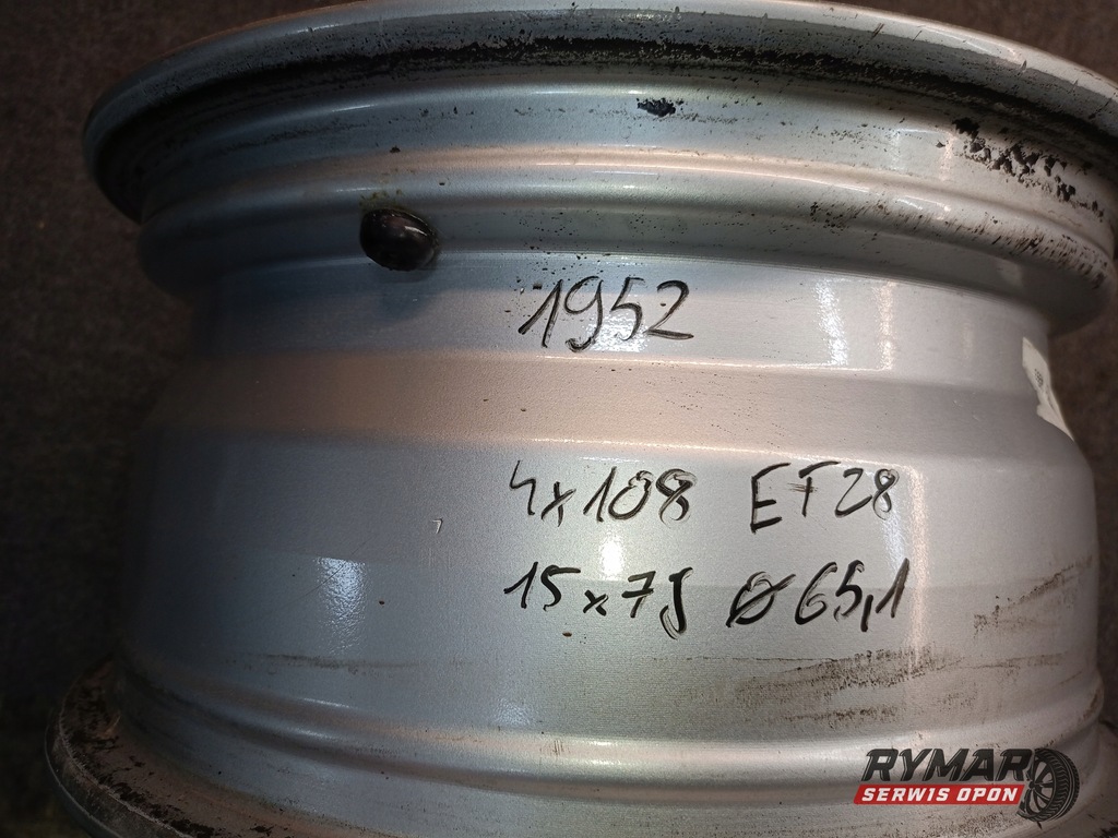 JANTE ALIE O.Z RACING F1 15" 4X108 ET28 PEUGEOT FORD VOLVO AUDI KPL Product image