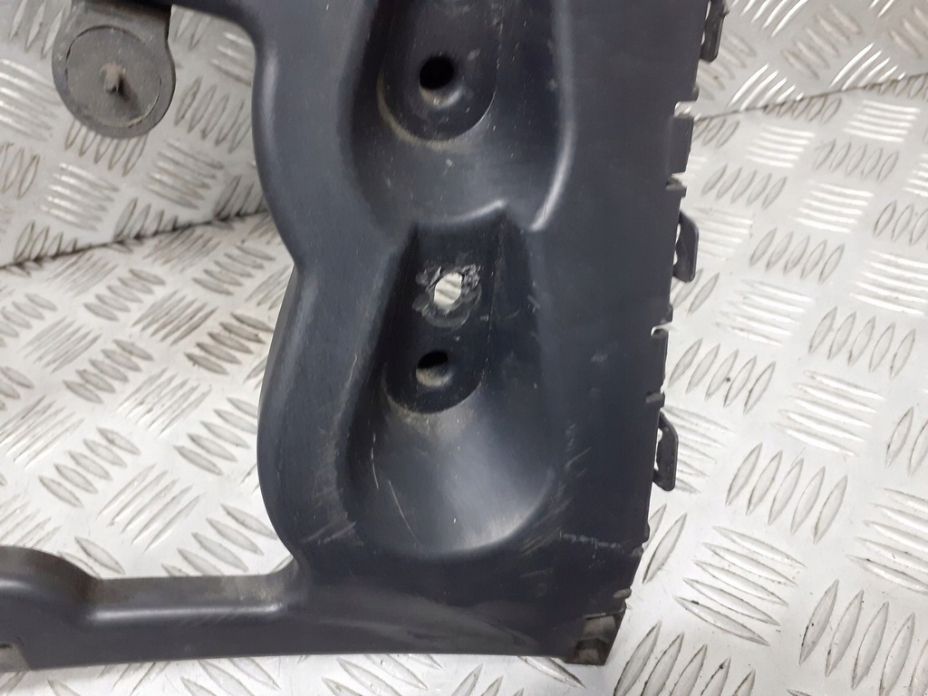 BASTĂ CURSĂ DREAPTA SPATE RENAULT MEGANE III HB Product image