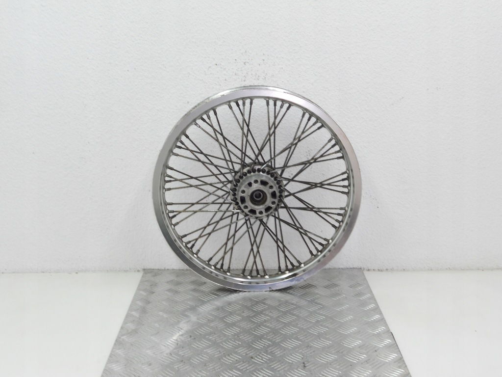 ROATA FATA SUZUKI VS 750 INTRUDER JANTE ORIGINALA Product image