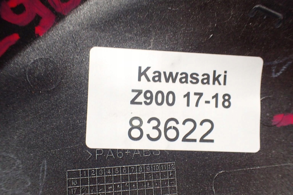 Umplere capac radiator lateral Kawasaki Z900 17- Product image