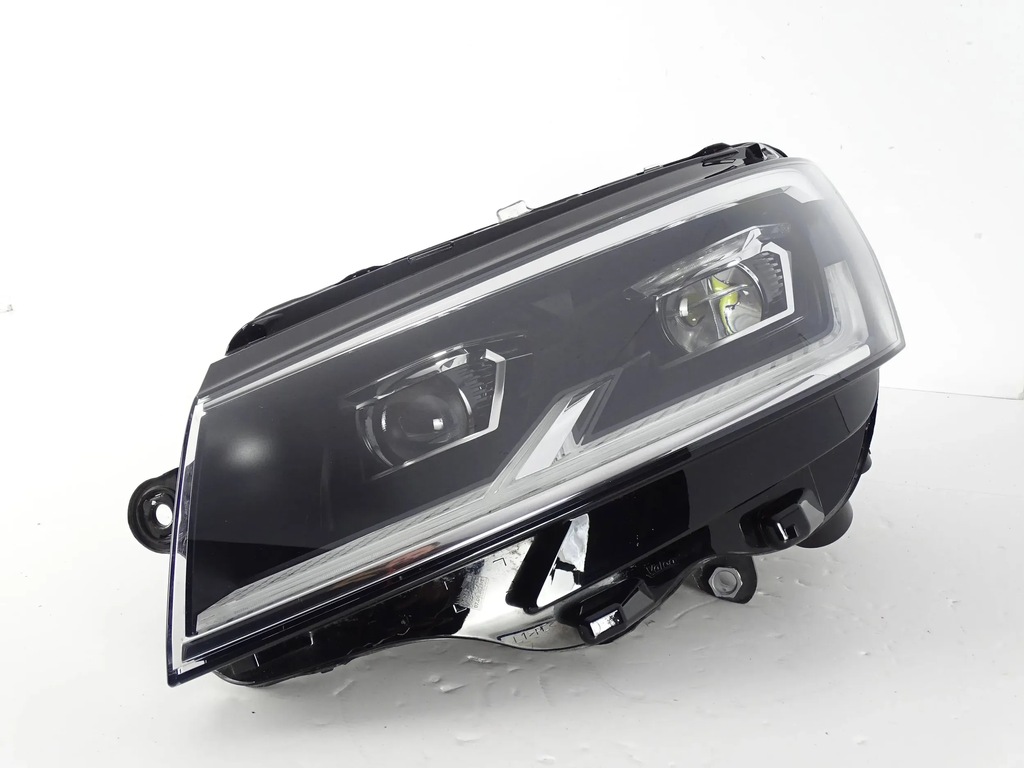 LAMPA FATA STANGA VW T6 7L1941035D Product image