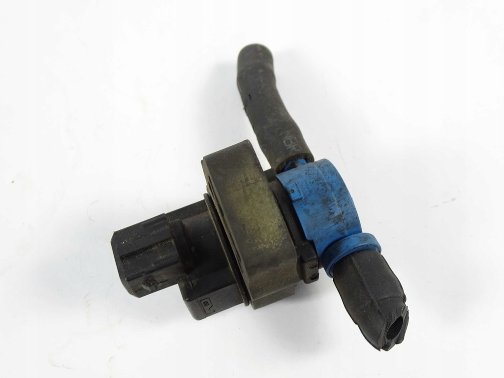 Mercedes W203 W209 W211 W220 VALVĂ DE VACUM Product image