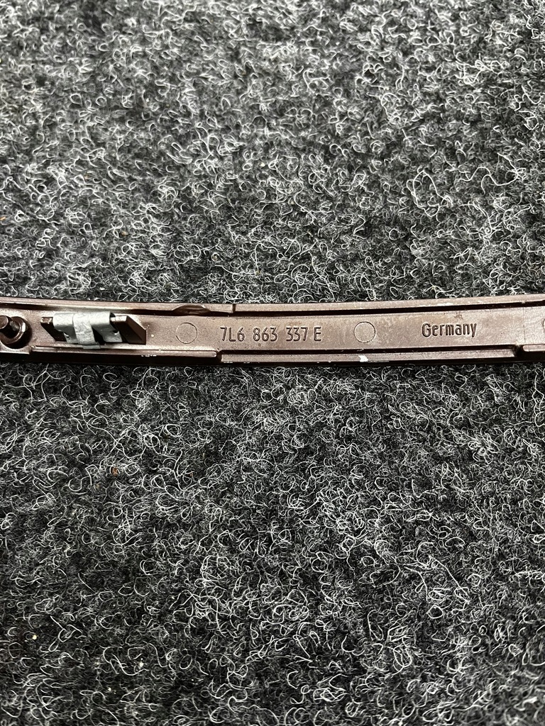 Cadru de centtor, consolă centrală, lemn VW Touareg 7L6863337E Product image
