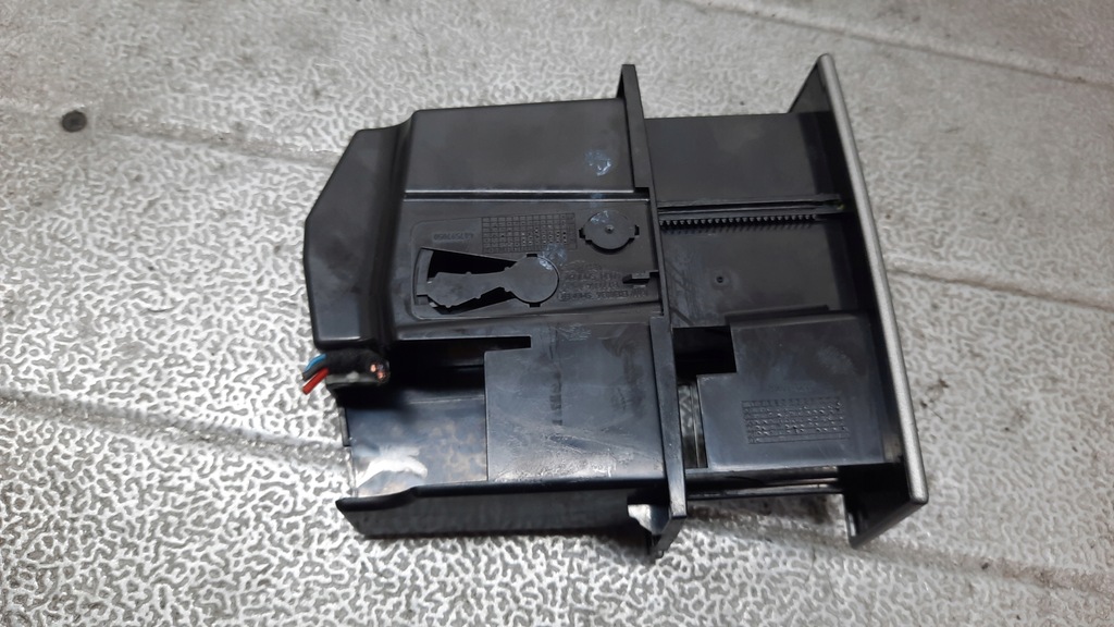 SCRUMIERA OPEL MERIVA A 06R 1.6B LIFT 13130836 Product image