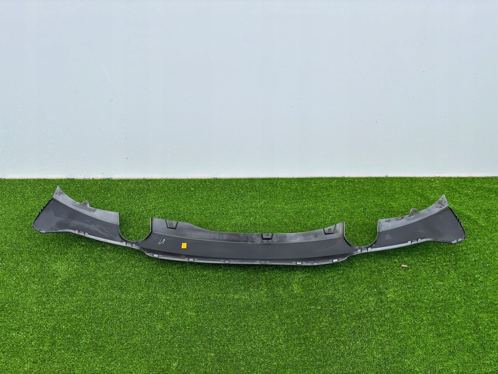 BMW F32 F33 F36 M-PACK SPOILER FUSTA BARĂ SPATE 15857711 ZDK890JR Product image