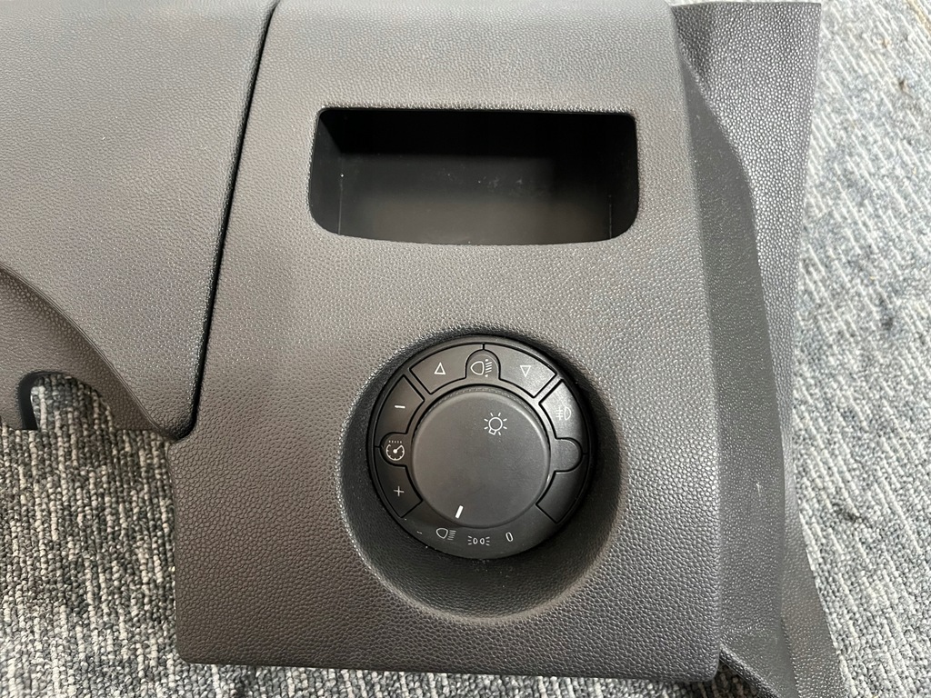 OPEL CORSA D 1.3 CDTI 2010 CAPAC CONSOLE COMUTATOR LUMINA PLACELE DE BORD Product image