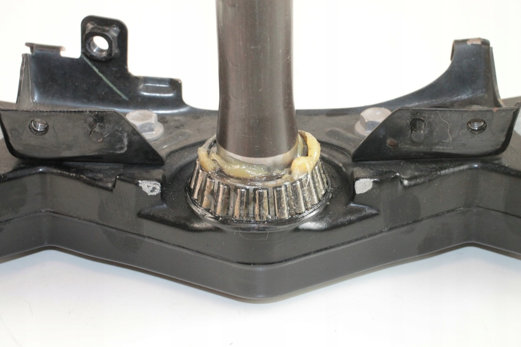 TRIUMPH ROCKET III 3 2300 SUSPENSIA SCAUNUL SCAZULUI INFERIOR Product image
