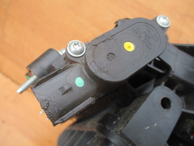 MUSTANG 5.0 GT COLECTOR DE INDUCȚIE FR3E-9S455-HF reglator bec senzor clapetă Product image