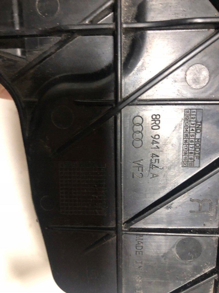 Glisare MONTARE LAMPĂ MÂNER AUDI Q5 8R LIFT 12-17r DREAPTA 8R0941454A Product image