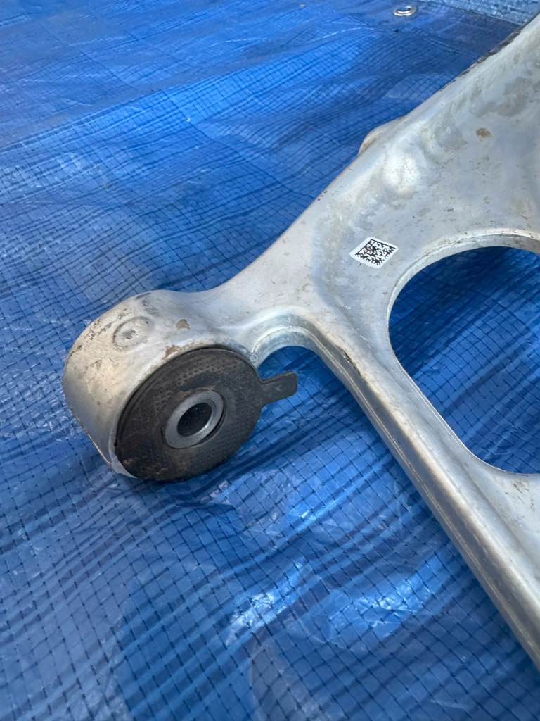 Swingarm stânga Renault Austral 1.2 E-Tech Product image