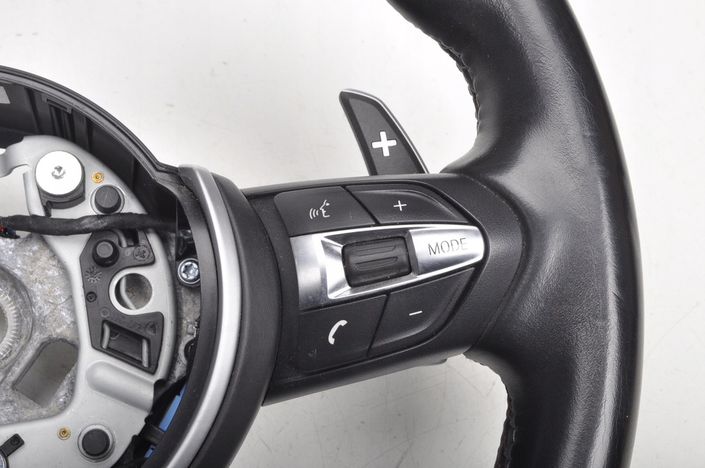 VOLANT PIELE BMW M3 F80 PACHET M PADELE Product image