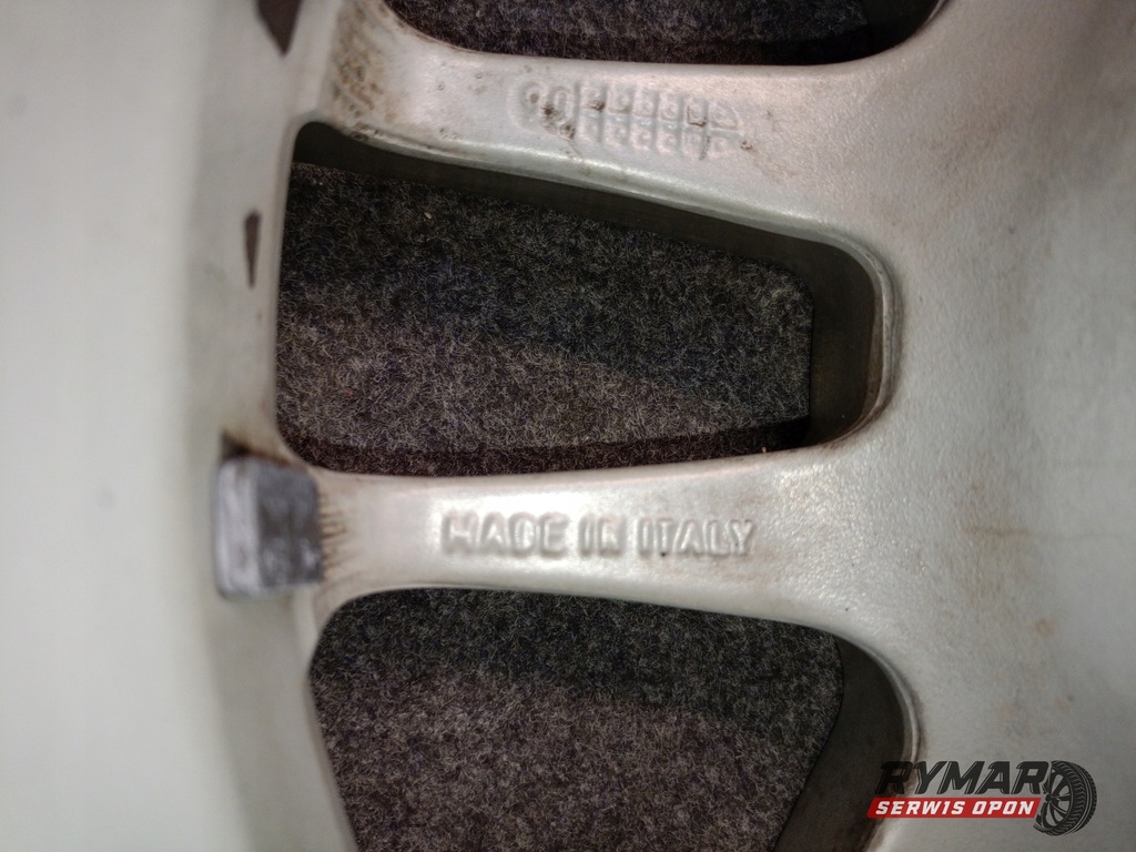 JANTE ALIE O.Z RACING F1 15" 4X108 ET28 PEUGEOT FORD VOLVO AUDI KPL Product image