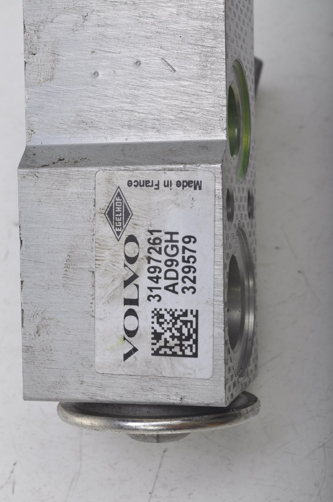 VOLVO XC60 T6 T8 VALVĂ DE EXPANSIUNE DE ÎNCĂRCARE 31497261 Product image