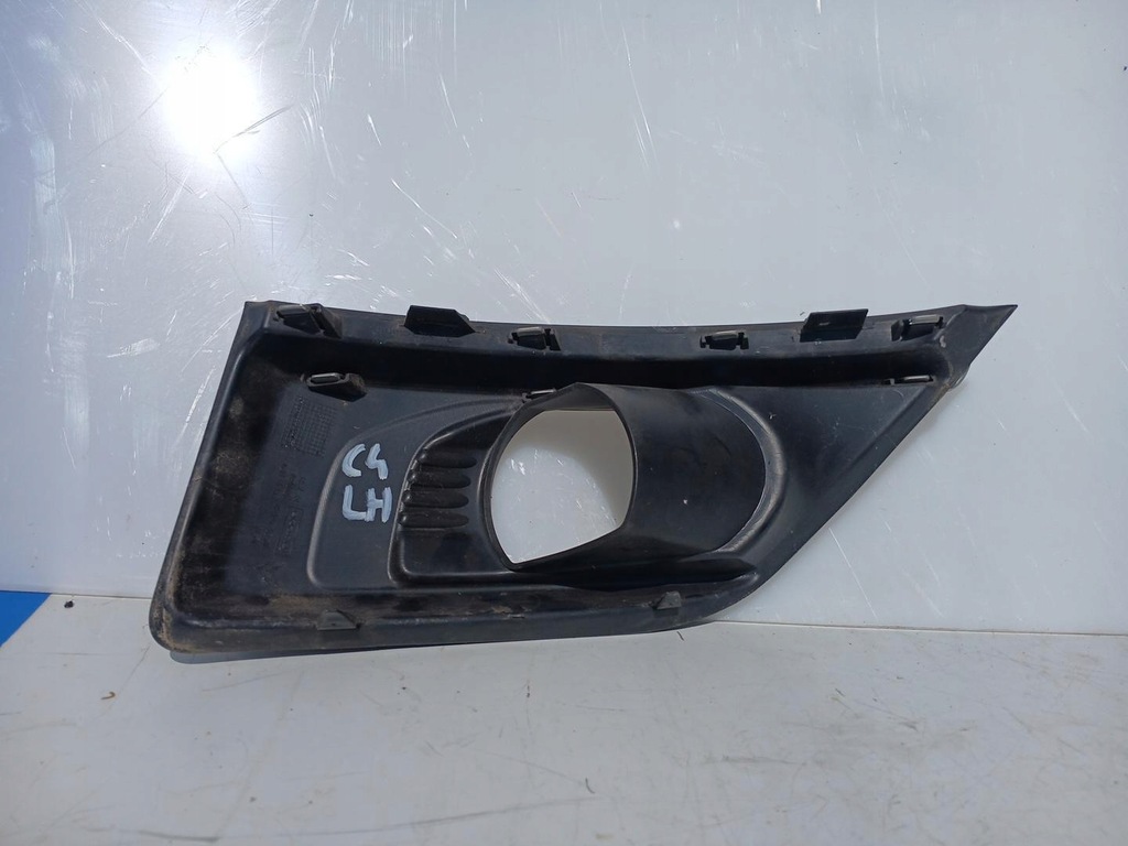 GRILĂ ÎN BARĂ ȘTANGA CITROEN C4 PICASSO I 9654197977 Product image