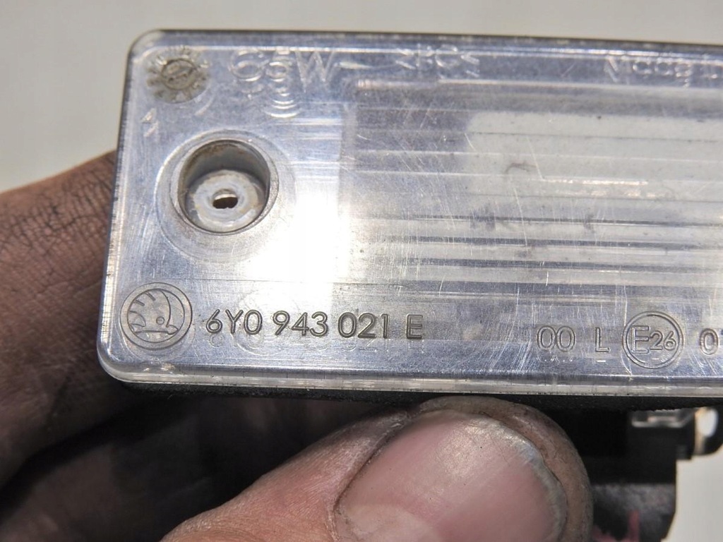 LAMPĂ PLACĂ SKODA FABIA II COMBI 6Y0943021E Product image