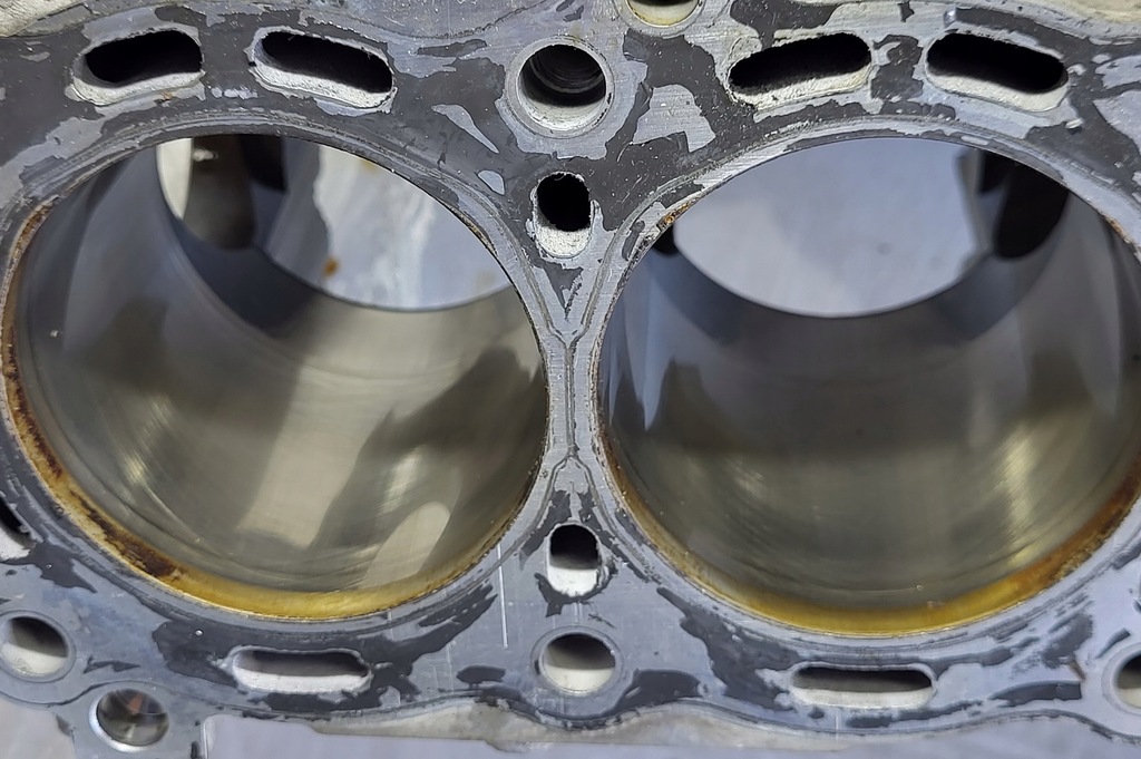 Cilindri si pistoane Suzuki GSXR GSX-R 1000 K7 K8 2007-2008 Product image