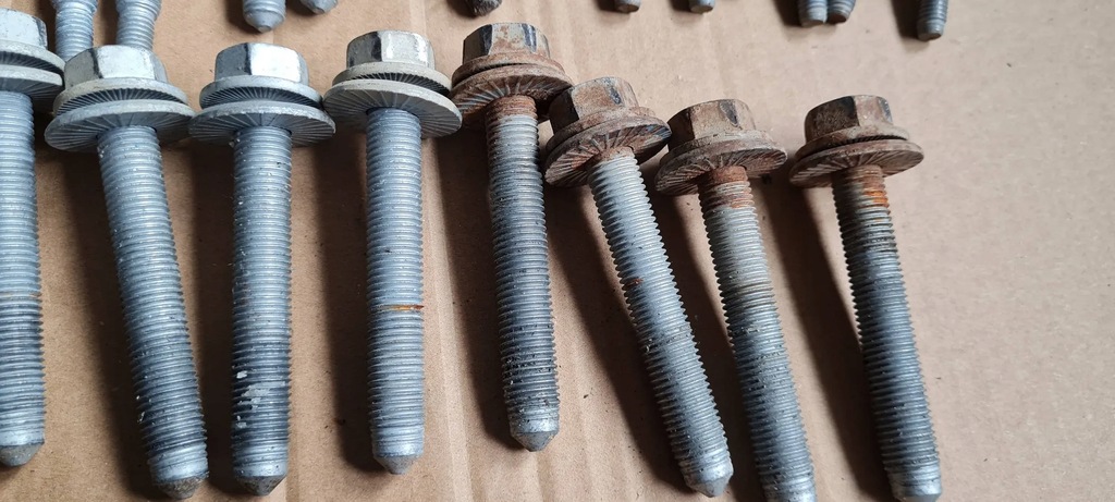 SQ5 Q5 80A ȘURUB SUSPENSIE ȘURBUL SUSPENZI LEAGĂNURI BRINCI FAȚĂ Product image