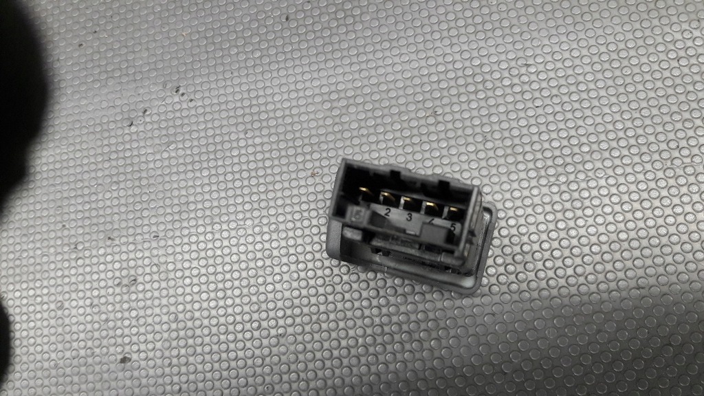 YUE102230 Comutator ștergător Land Rover Freelander Product image
